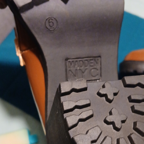 Steve Madden Milk Chocolate Platform Loafers - Picture 5 of 9